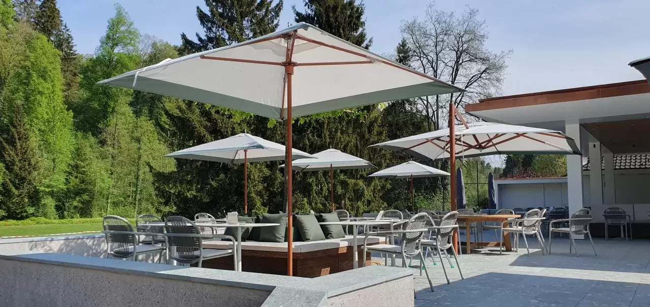 Neues Restaurant und grössere Terrasse im Ostschweizerischen Golf Club Niederbüren