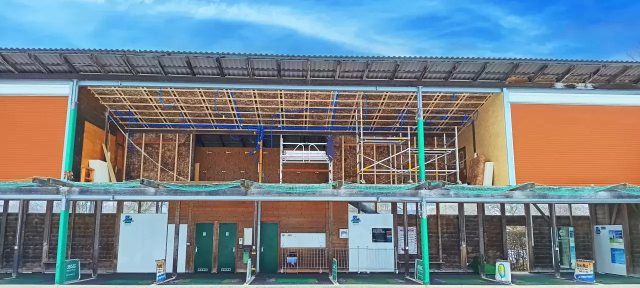 Golf Thun erweitert Indoor-Golfanlage auf der Driving Range.