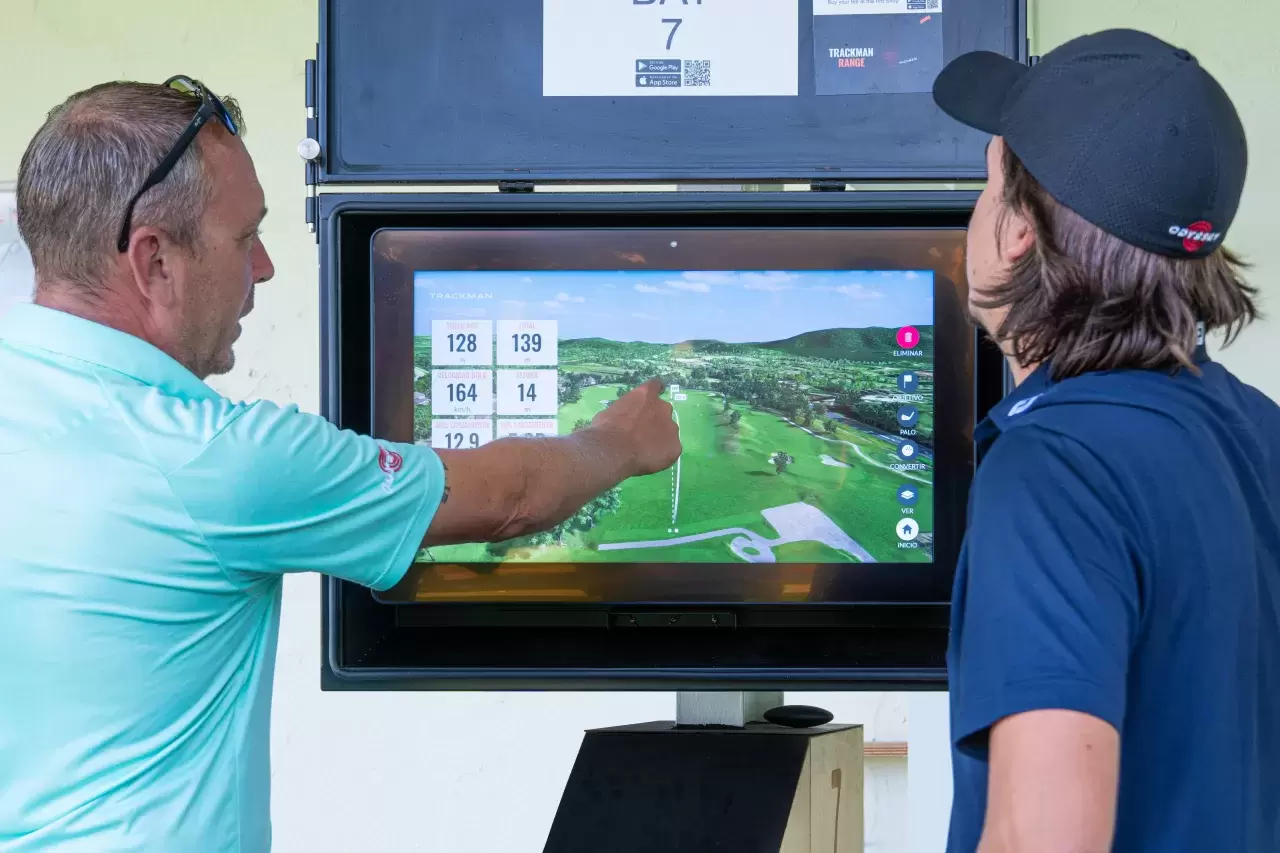 TrackMan Range Schweizer Golfschule Pula Golf Resort