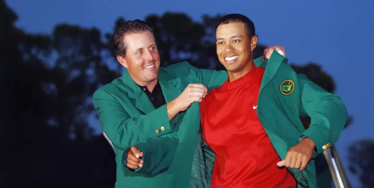 Phil Mickelson  Tiger Woods Masters Augusta National Photo credit should read ROBERTO SCHMIDT AFP via Getty Images
