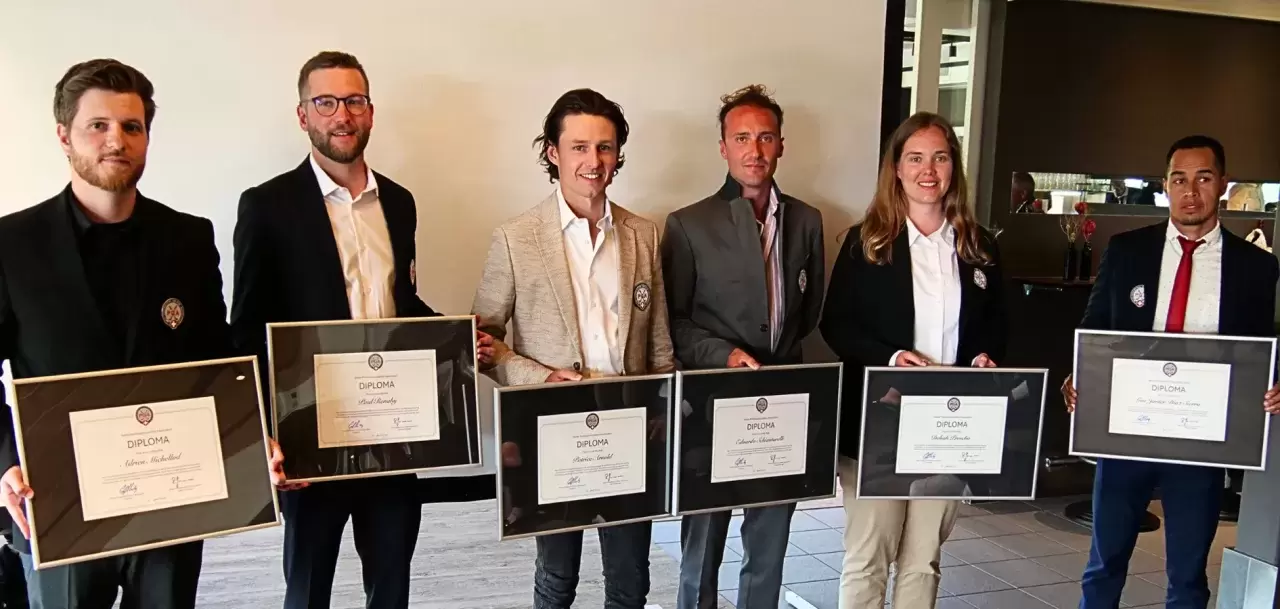 Starker Auftritt beim Swiss PGA Team Championship – Erfolgreiche Generalversammlung im Golfclub Heidental (v.l.n.r. Adrien Michellod, Paul Renahy, Patrice Arnold, Edoardo Schiantarelli, Deliah Prescha, Javier Luis Diaz Sierra)