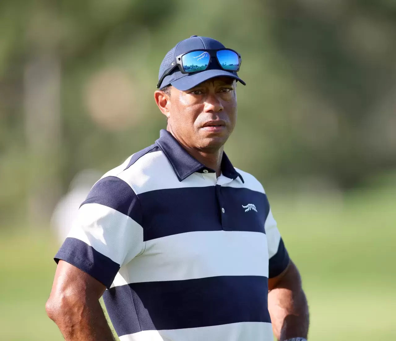Tiger Woods sorgt erneut für Besorgnis über seine sportliche Zukunft, nachdem bestätigt wurde, dass sich der 15-fache Major-Sieger am Freitag einer weiteren Rückenoperation unterzogen hat.