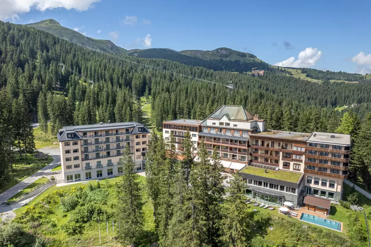waldhotel-arosa-drohnenaufnahmen-0427
