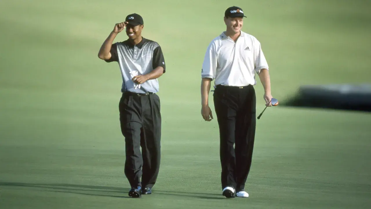 Tiger Woods Ernie Els 2000 Mercedes Championship Photo by Stan Badz PGA TOUR Archive Kapalua 