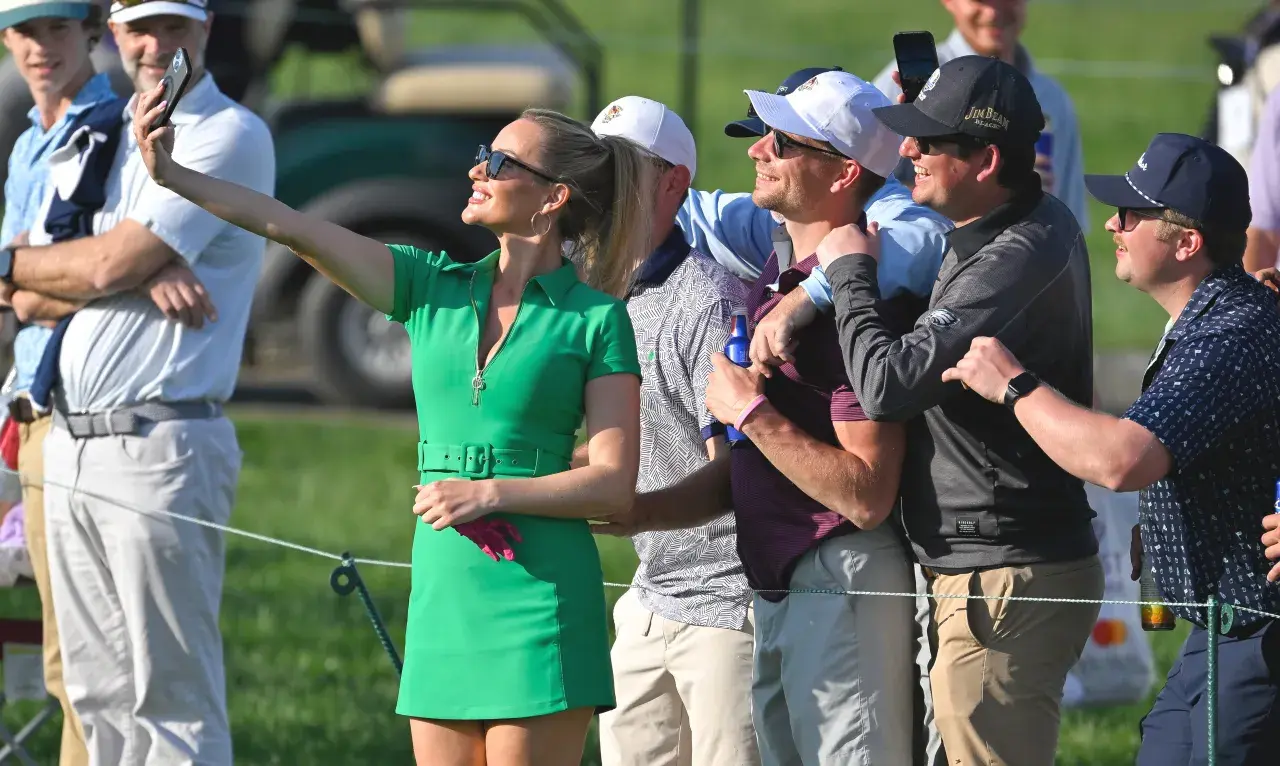 Der Tiefpunkt kommt 2015 mit einer Einladung zu einem Turnier der Ladies European Tour in Dubai. «Von Anfang an gab es eine massive Kontroverse», berichtet Spiranac im Podcast Quiet Please. Man munkelt, sie habe die Turniereinladung über sexuelle Gefälligkeiten erhalten, Legenden des Spiels diskutieren öffentlich, ob sie überhaupt dazugehöre. Ohne Medienerfahrung, unter enormem Druck, versagt sie sportlich und landet auf Platz 101 von 107. «Das war der schlimmste Moment meines Lebens», sagt sie. Gleichzeiti