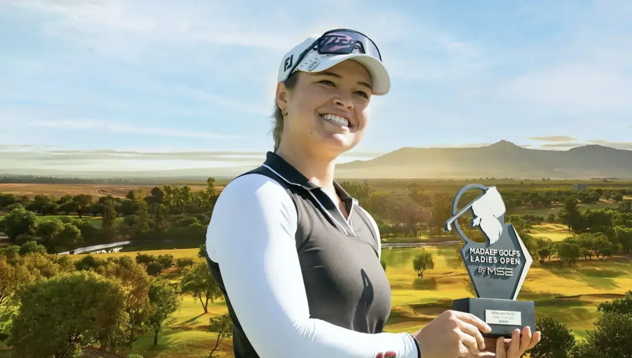 Sturdza und Armbrüster – Schweizer Doppelsieg in Marokko   Die Schweizerinnen zeigten eine herausragende Leistung bei der Madaef Golfs Ladies Open: Caroline Sturdza siegte vor Natalie Armbrüster.   Schweizer Festival in Marokko! Caroline Sturdza hat souverän das erste Turnier der Saison der LET Access Series (LETAS), die Madaef Golfs Ladies Open, gewonnen, vor ihrer Zürcher Kollegin Natalie Armbrüster.  Die neue Saison hätte für die Schweizerinnen nicht besser beginnen können – allen voran für die Genferin 
