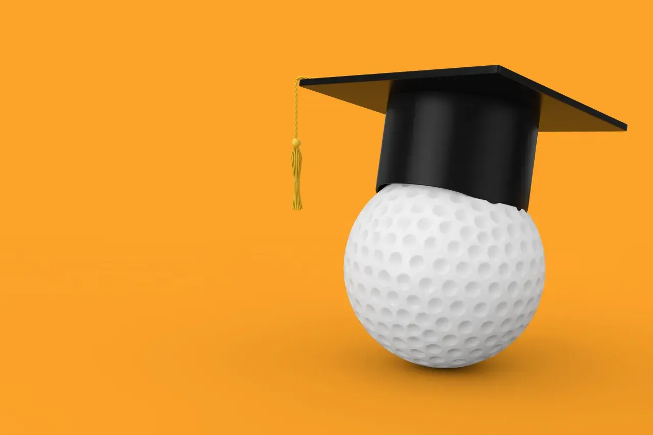 Teil 6 – Der College-Golf-Abschluss: Der letzte Putt ist gefallen, das Diplom in der Hand, und der Campus wird langsam zum Rückspiegelblick. Für viele Collegegolfer markiert der Abschluss nicht das Ende, sondern den Beginn eines neuen Kapitels. 