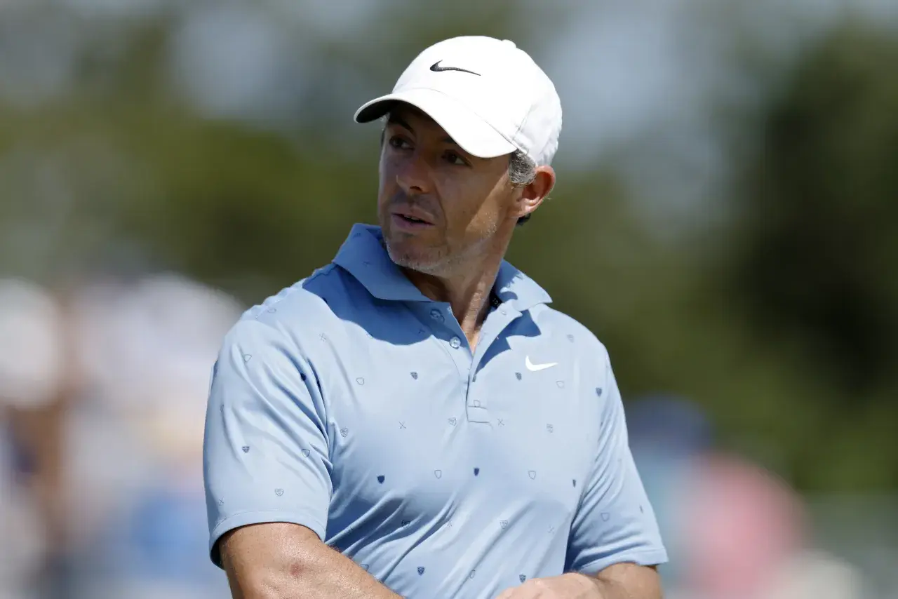 Rory McIlroy kontert Zwischenrufer mit deutlicher Geste