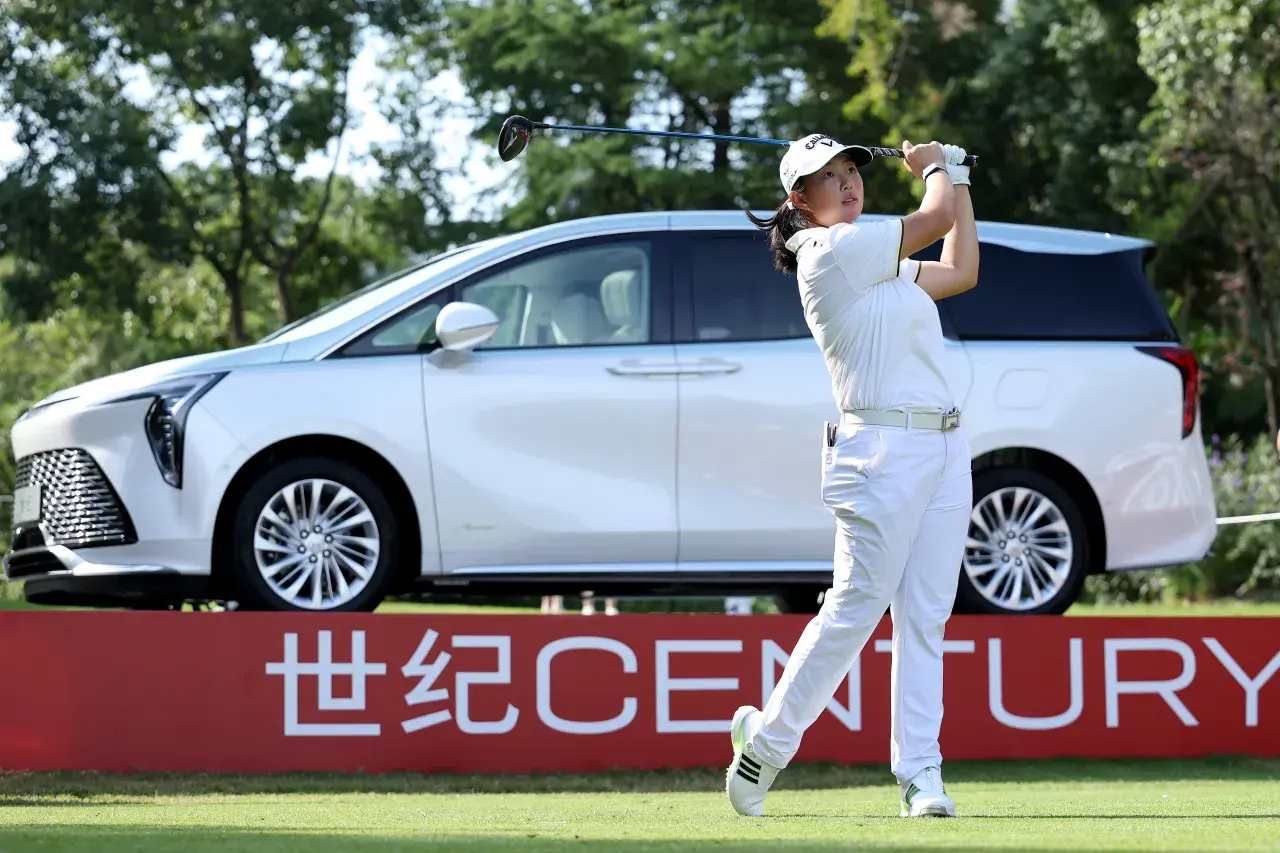 SHANGHAI, CHINA - OCTOBER 18 Ruoning Yin of China plays a shot from the first tee during the final round of the Buick LPGA Shanghai 2026 at Sheshan Golf Club on October 18, 2026 in Shanghai, China. (Photo by Zhe JiGetty Images)