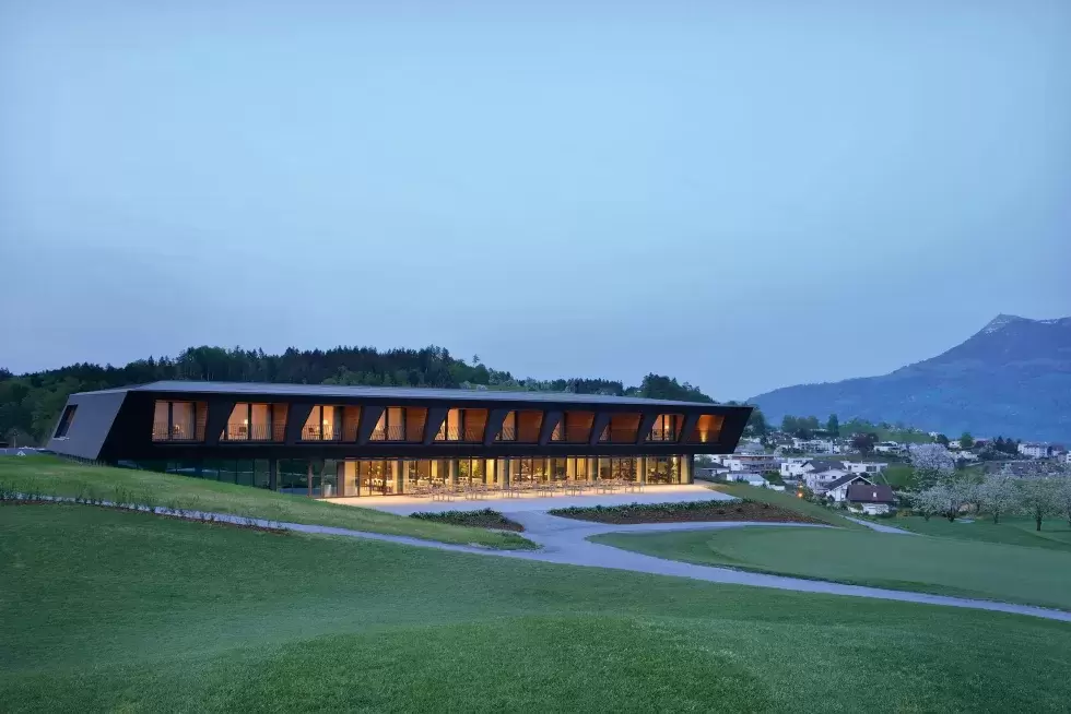 Golfplatz Meggen Bild Clubhaus
