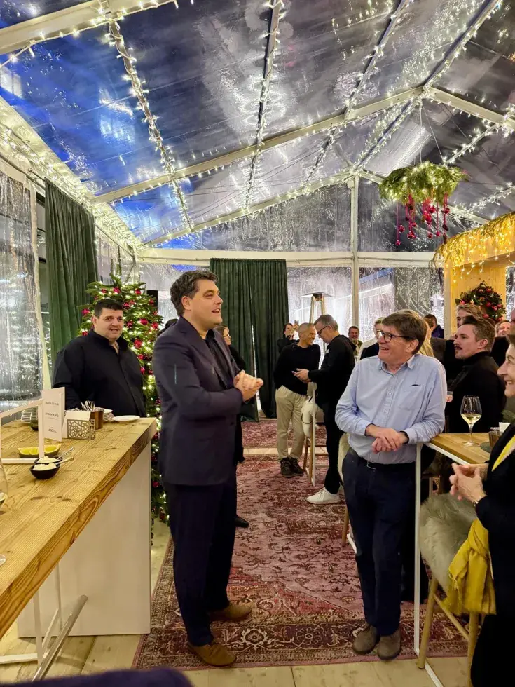 ASGI Jahresausklang im Millennium Pascal Germanier empfängt die ASGI Family-0.jpeg