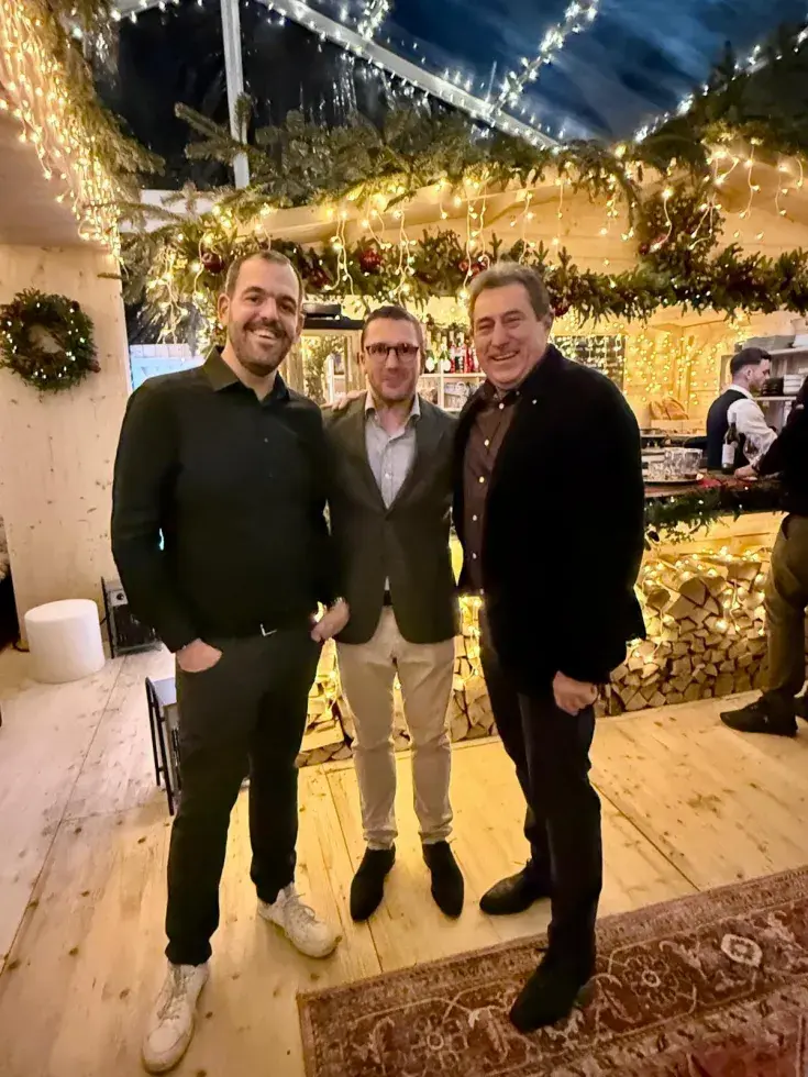 ASGI Jahresausklang im Millennium Pascal Germanier empfängt die ASGI Family-0.jpeg